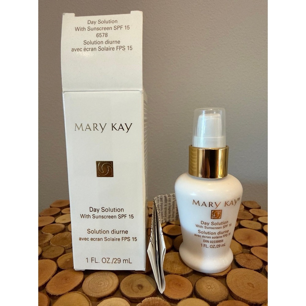 EXPIRED Mary Kay Day Solution with spf‎ 15, 657800 / 6578  NEW
